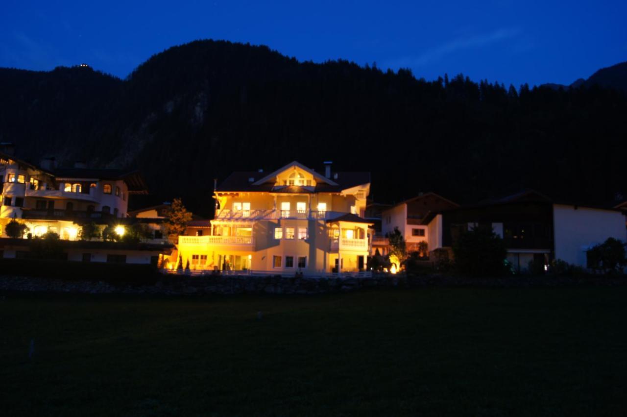 Villa Romantica Appartement Mayrhofen Exteriér fotografie